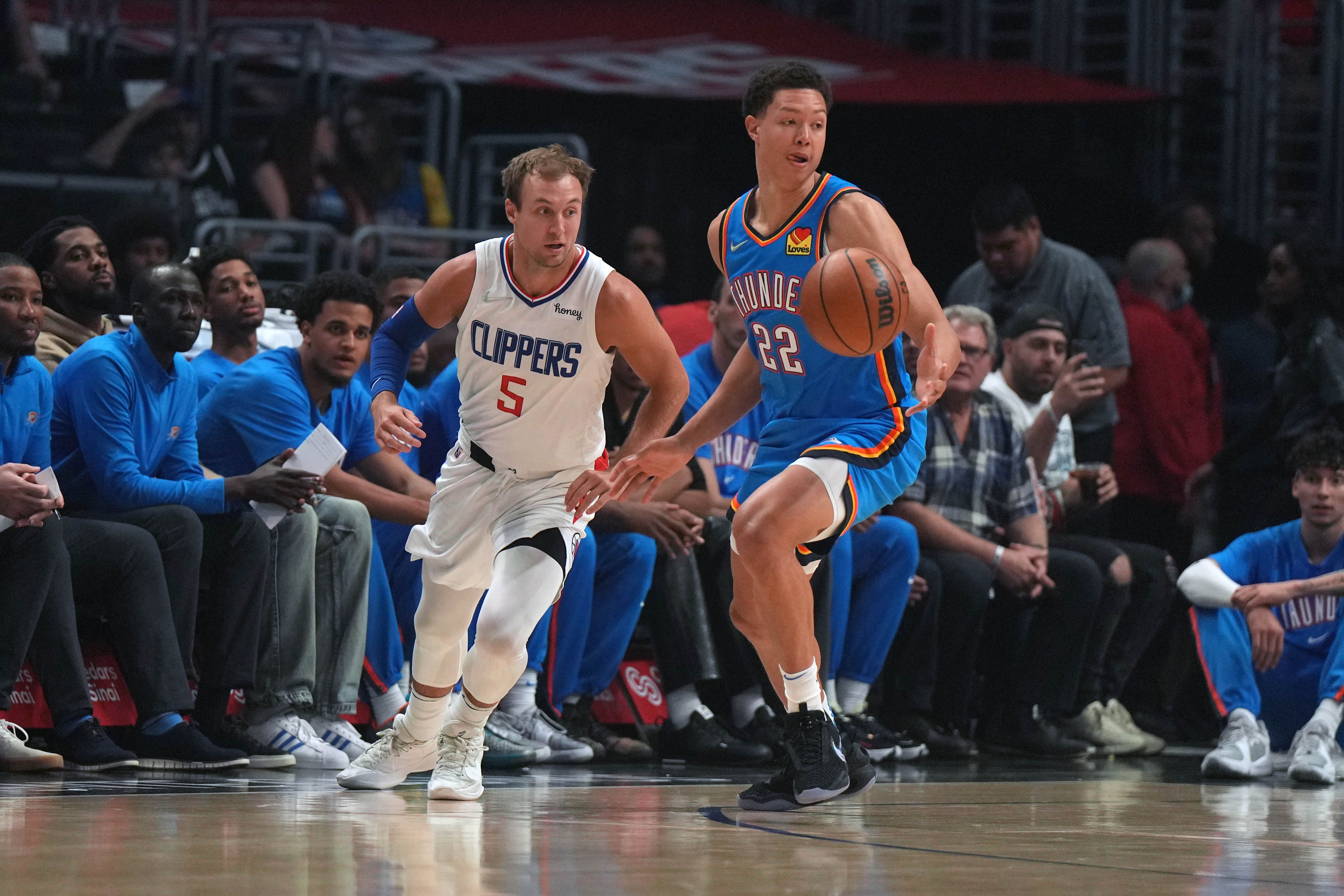 Thunder Fall in Final Game of Season to Clippers Hot Shooting - Vimarsana News