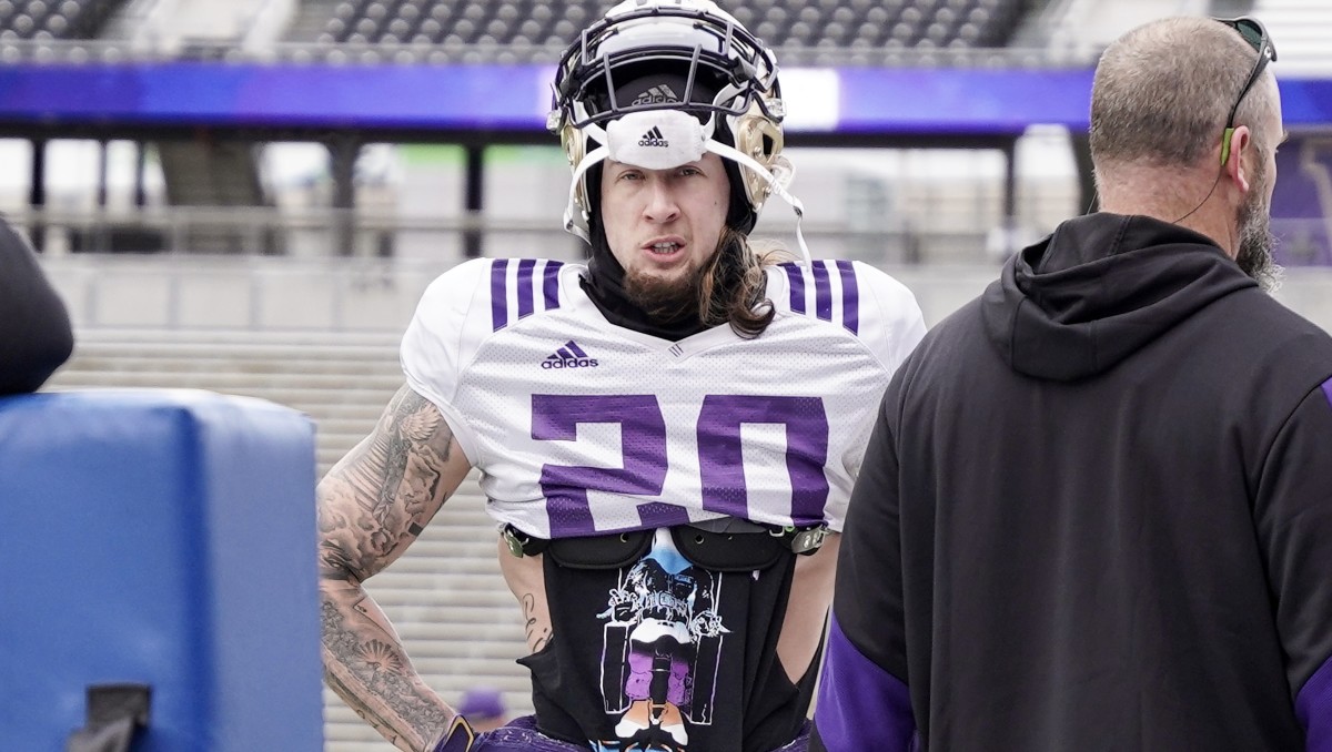 Asa Turner looks determined in spring drills.