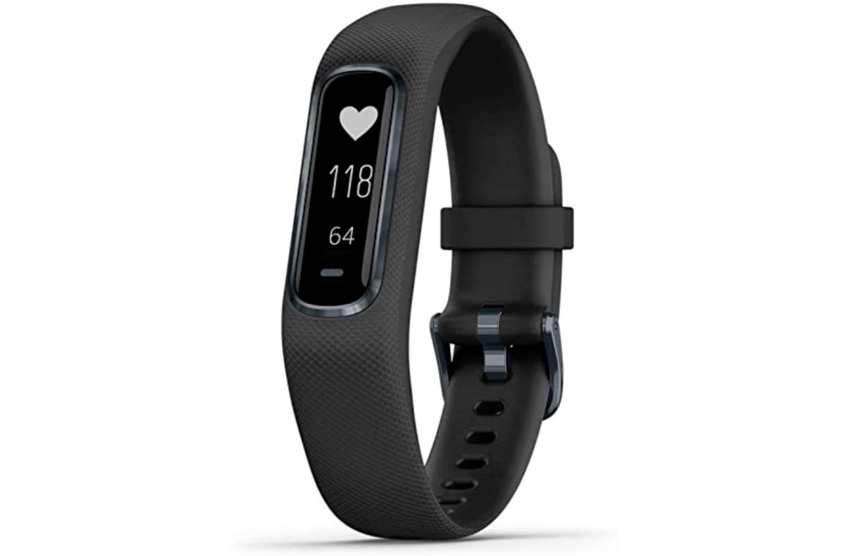 fitbit charge 4 colors