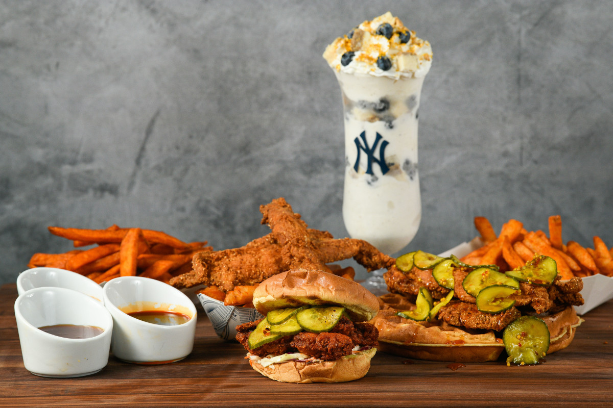 New York Yankees Reveal Food Options at Yankee Stadium For 2022 Season -  Sports Illustrated NY Yankees News, Analysis and More