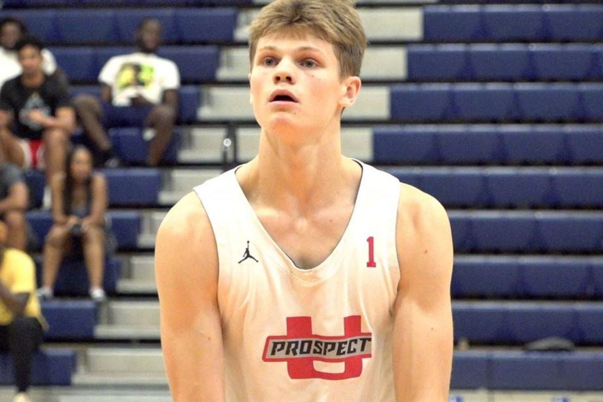 Talented Point Guard Rowan Brumbaugh Officially Signs With Texas Longhorns Men S Basketball Sports Illustrated Texas Longhorns News Analysis And More