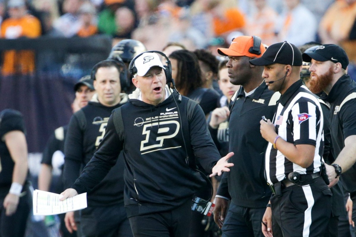 Jeff Brohm reacts to ref music city bowl