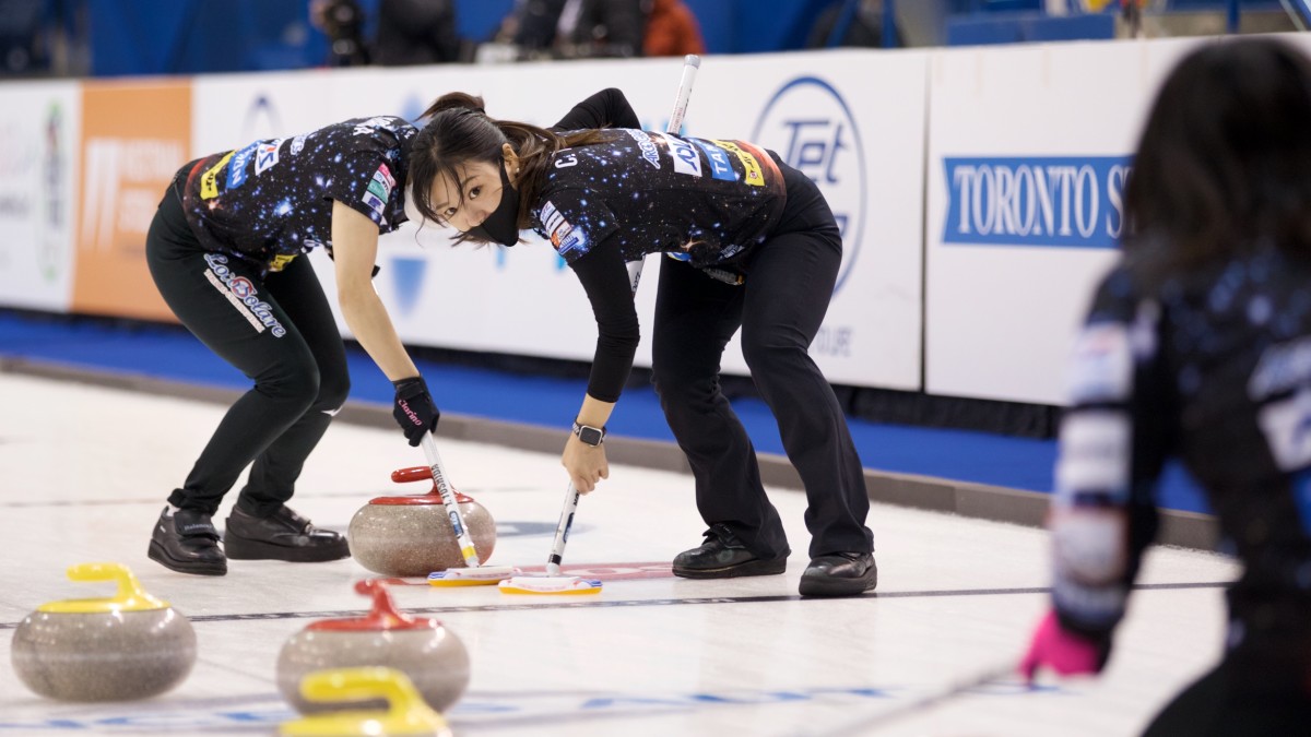 Crazy Slam Curling Hits Japan