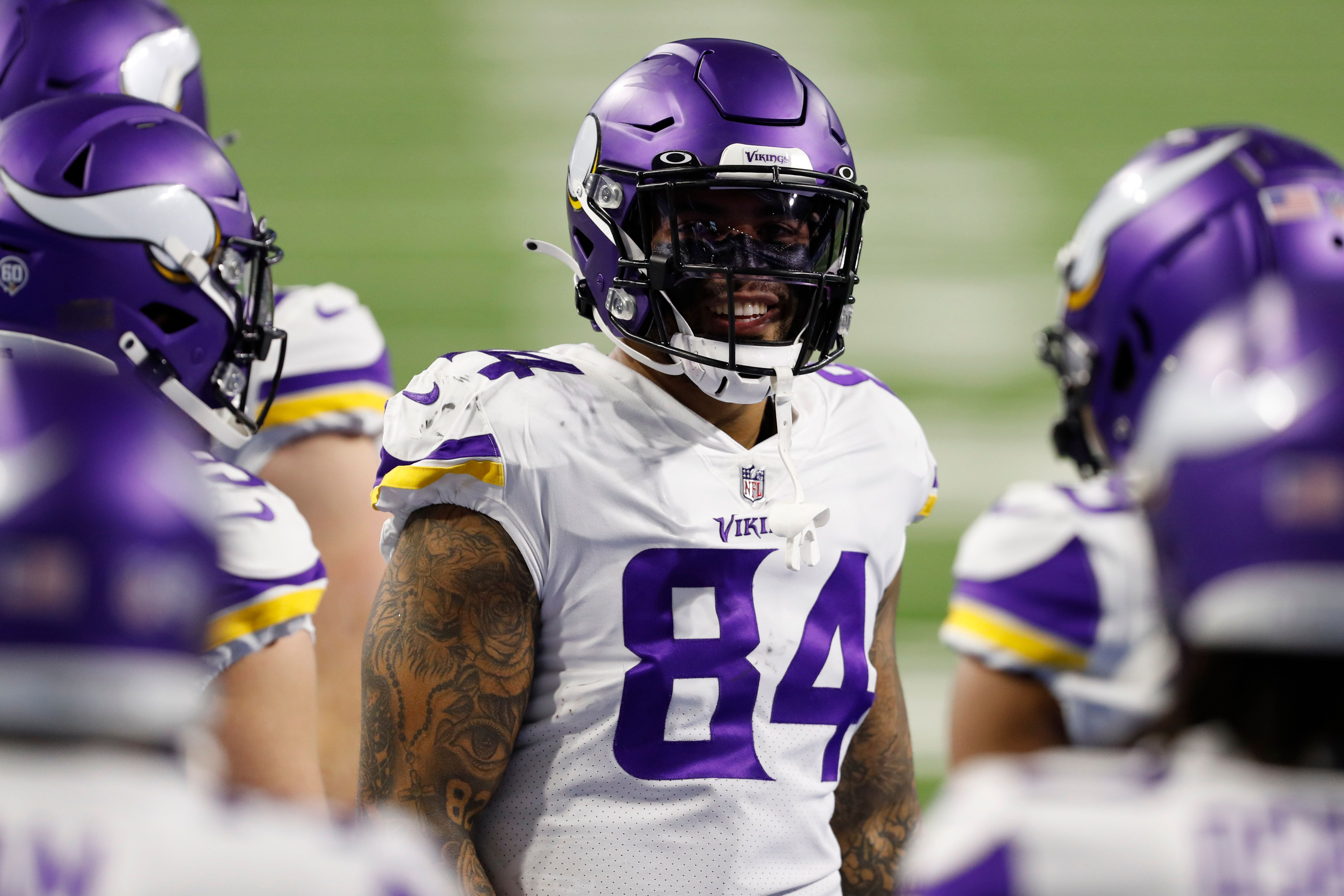 Vikings' Irv Smith Jr. progressing in rehab from knee injury, excited for 2022 return - Vimarsana News