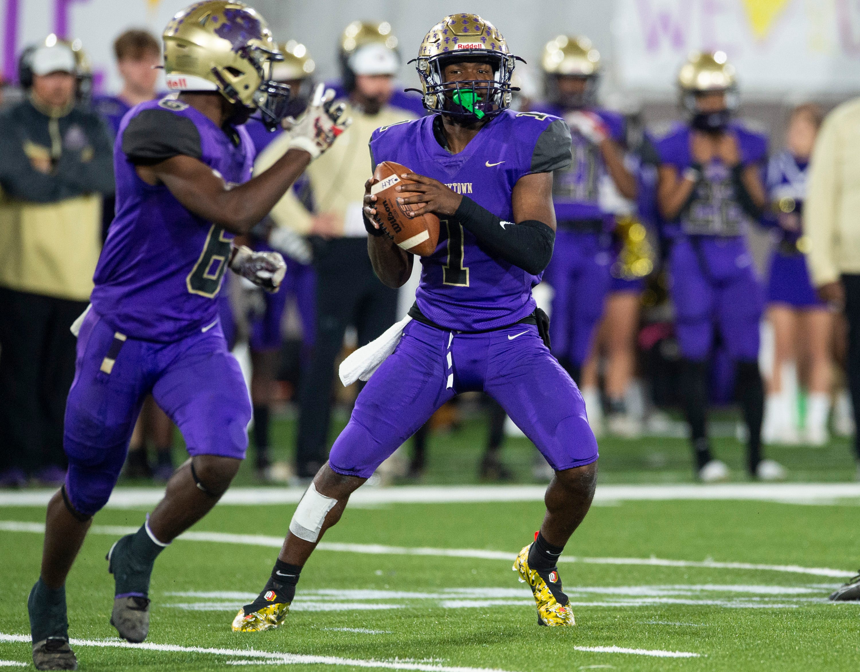 Looking at the Top Quarterbacks in Alabama High School for 2022