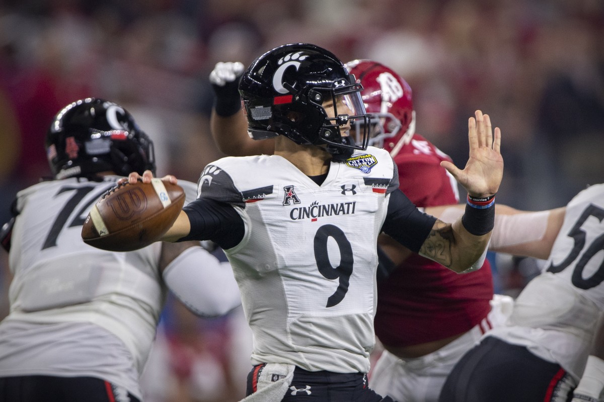 Cincinnati Bearcats QB Desmond Ridder Receives Huge Praise Ahead of the