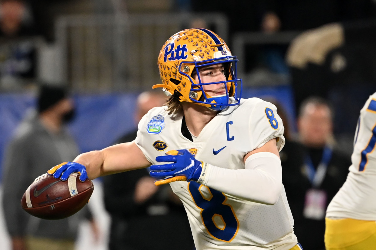 Dec 4, 2021; Charlotte, NC, USA; Pittsburgh Panthers quarterback Kenny Pickett (8) looks to pass in the first quarter of the ACC championship game at Bank of America Stadium. Mandatory Credit: Bob Donnan-USA TODAY Sports