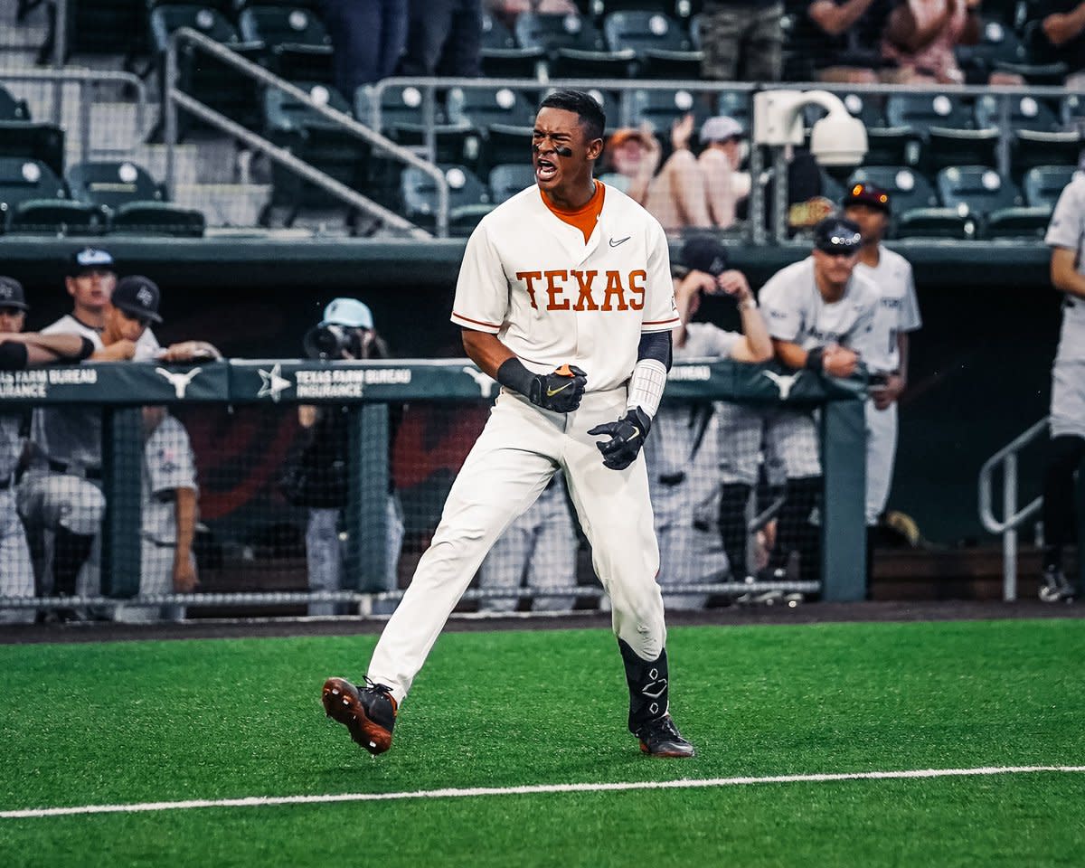No. 10 Texas Looks to Bounce Back in Conference Series Against Baylor