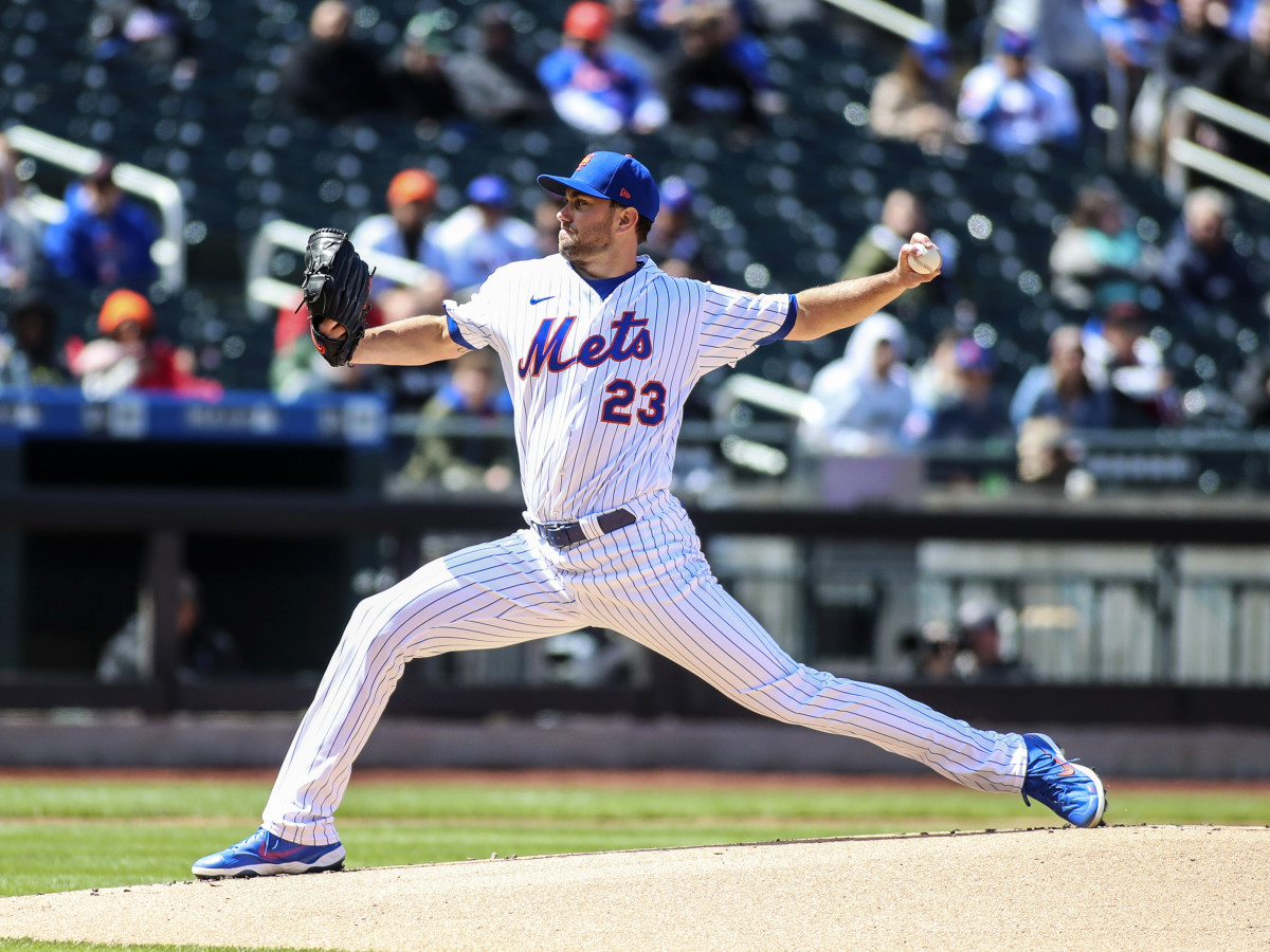 Apr 17, 2022; New York City, New York, USA; New York Mets starting pitcher David Peterson (23) pitches in the first inning against the Arizona Diamondbacks at Citi Field.