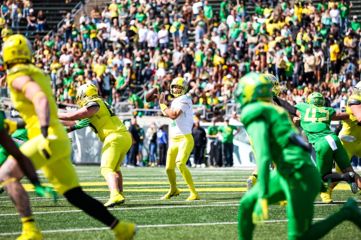 Jay Butterfield Oregon Spring Game Pocket