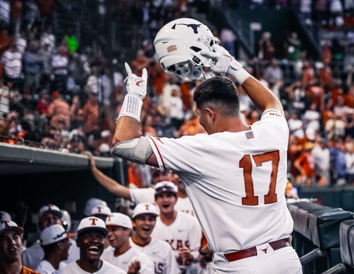 GAME LOG: Texas Beats UTRGV 7-2 For Fifth Straight Win