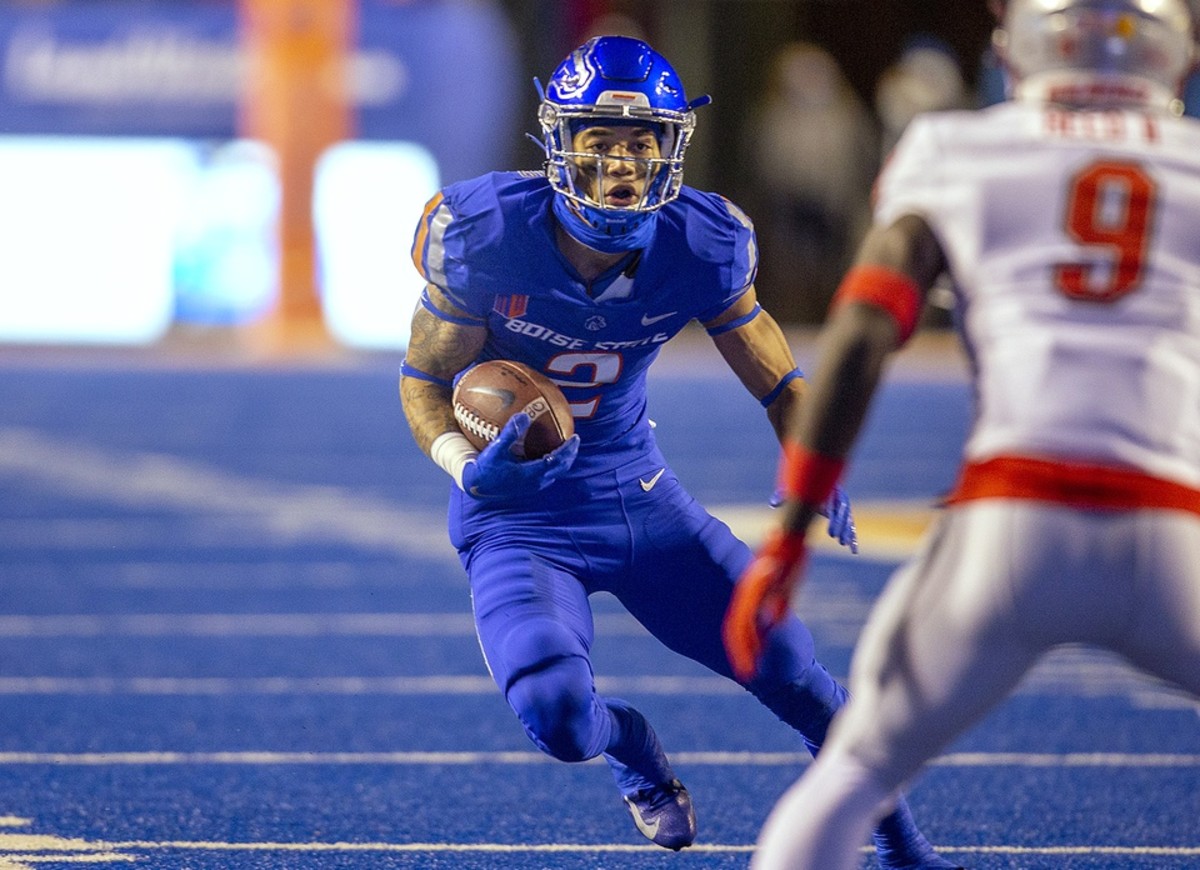Boise State receiver Khalil Shakir (2) runs the ball against the New Mexico Lobos. Mandatory Credit: Brian Losness-USA TODAY Sports