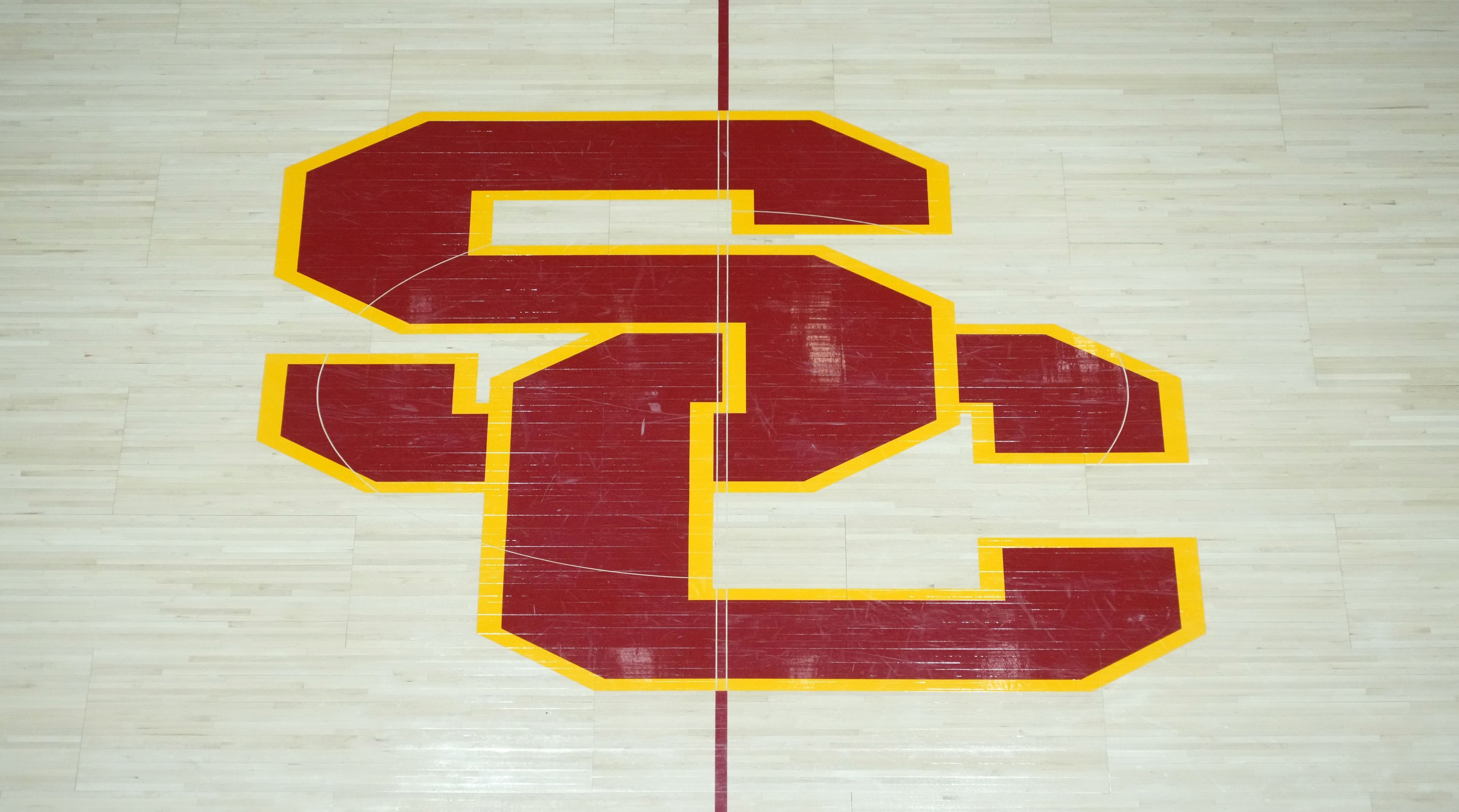 Aaliyah Gayles, USC recruit who survived shooting, signs LOI - Vimarsana News