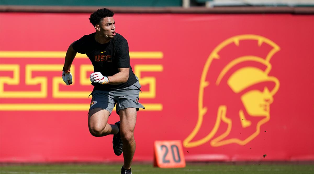 Wide receiver Drake London runs a football drill during Southern California NFL Pro Day Friday, April 15, 2022, in Los Angeles.