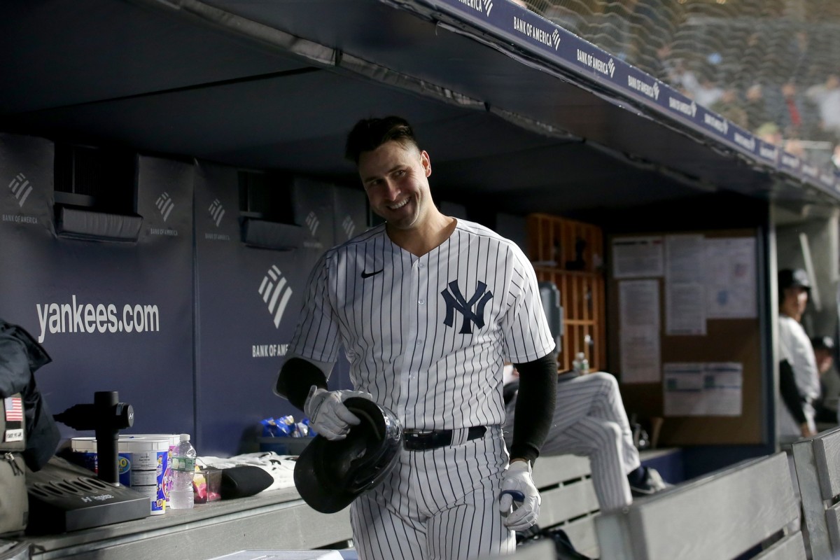 Yankees OF Joey Gallo smiles in dugout