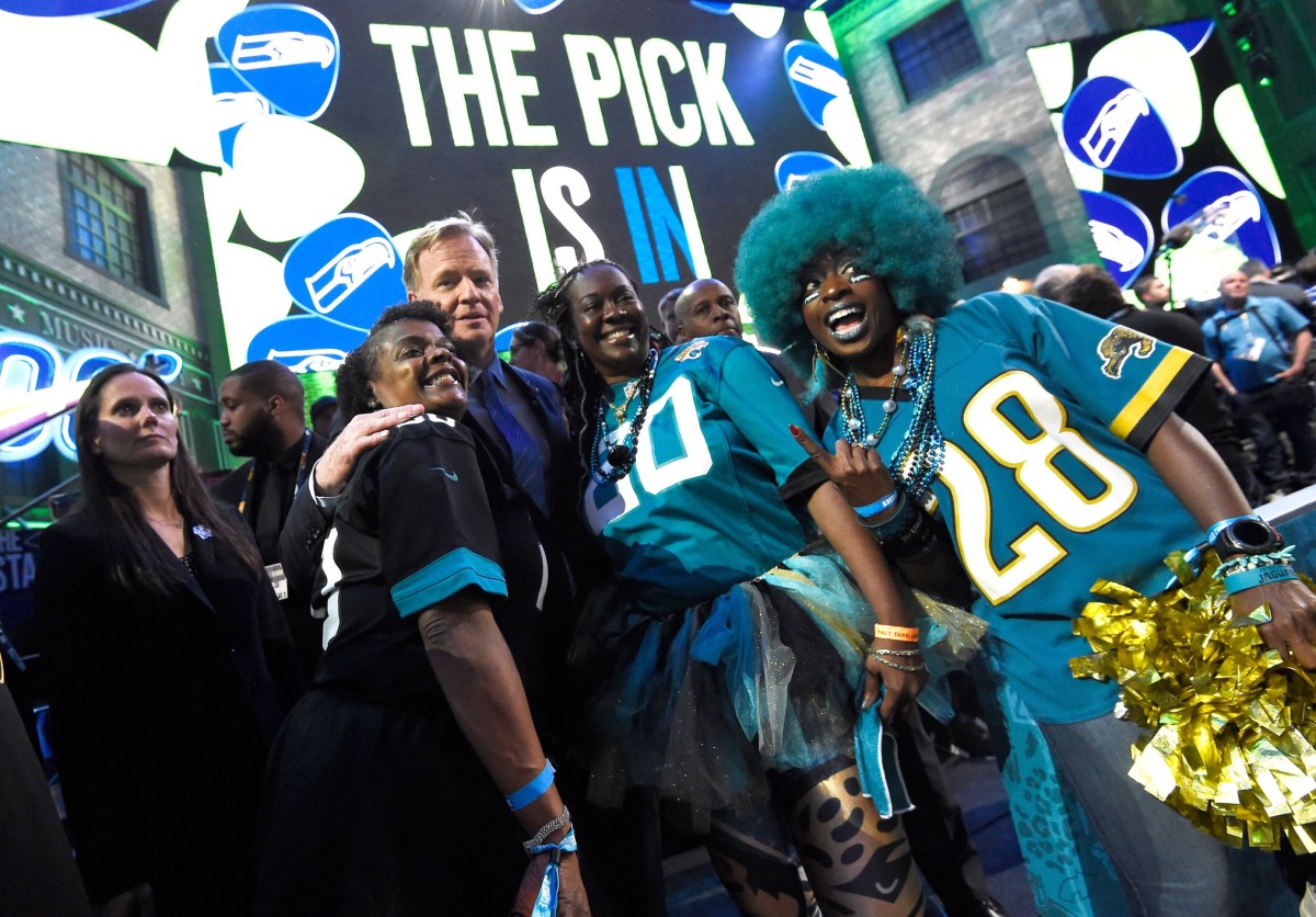 FanNation Publisher Mock Draft Who Do the Jacksonville Jaguars Take at
