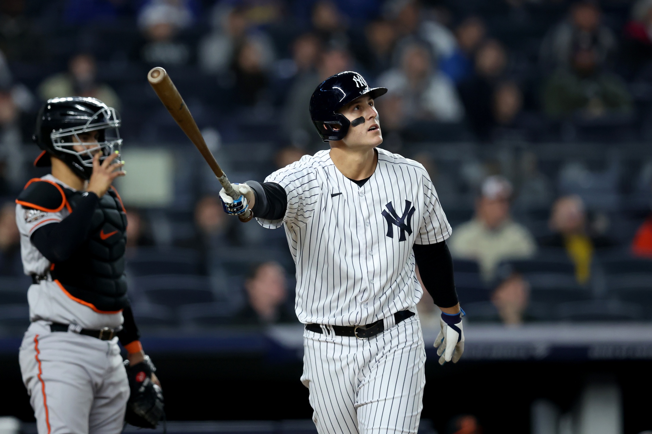 Anthony Rizzo blasts three homers as the Yankees down the Orioles