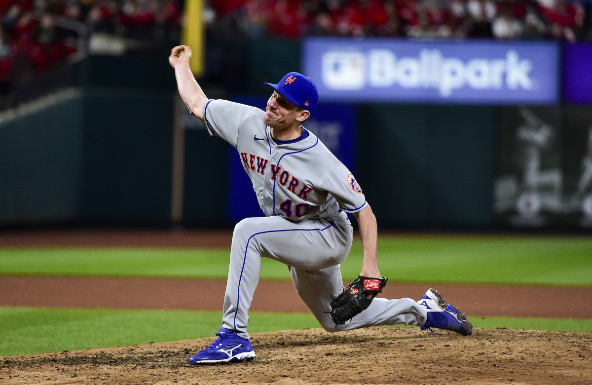 How Mets pitcher Chris Bassitt is endearing himself to the team and fans.