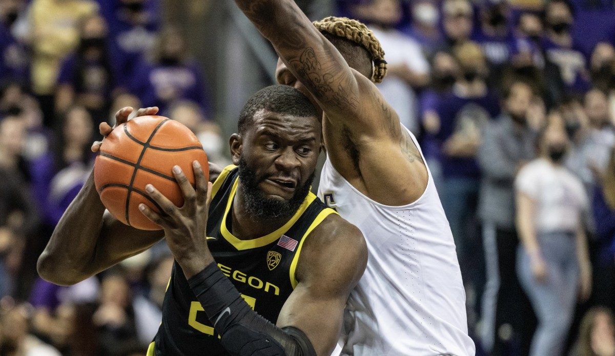 Franck Kepnang will transfer to the UW from Oregon.
