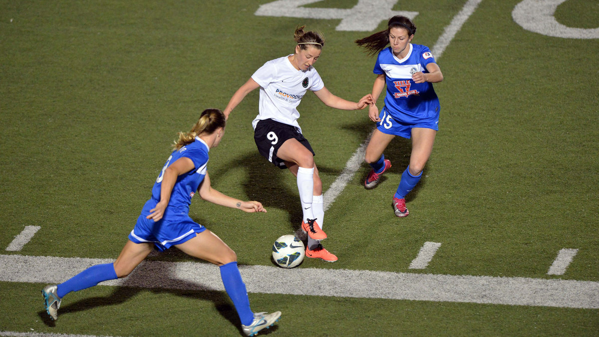 FC Kansas City plays Portland in 2013