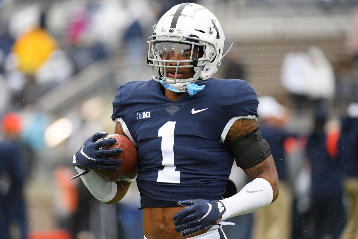 Penn State S Jaquan Brisker warms up