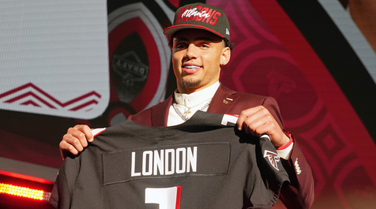 Drake Won a Massive Bet When USC's Drake London Was Drafted - Sports  Illustrated