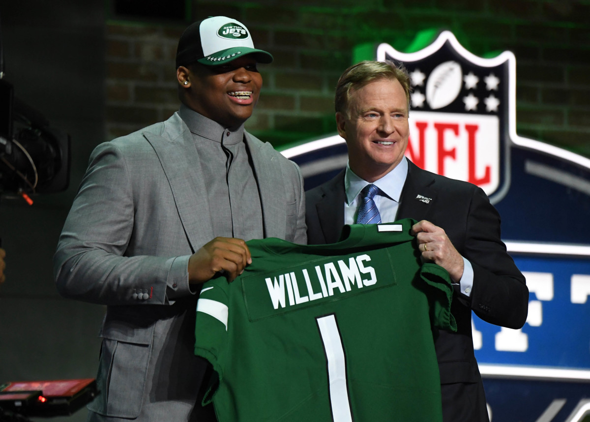 Alabama Crimson Tide defensive lineman Quinnen Williams (left) poses with NFL commissioner Roger Goodell after being selected by the New York Jets as the No. 3 pick during the first round of the 2019 NFL Draft in downtown Nashville.