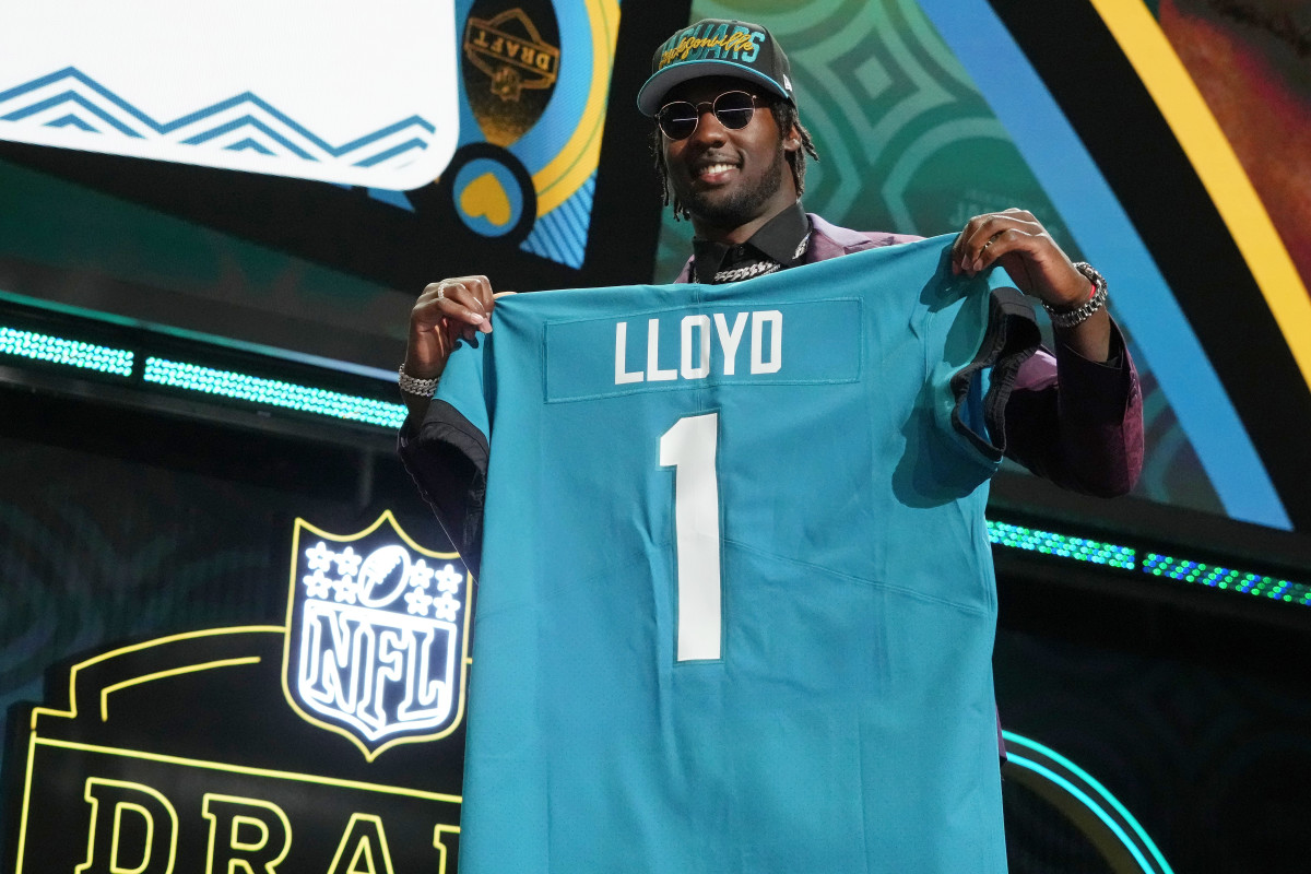 Utah linebacker Devin Lloyd after being selected as the twenty-seventh overall pick to the Jacksonville Jaguars during the first round of the 2022 NFL Draft at the NFL Draft Theater.