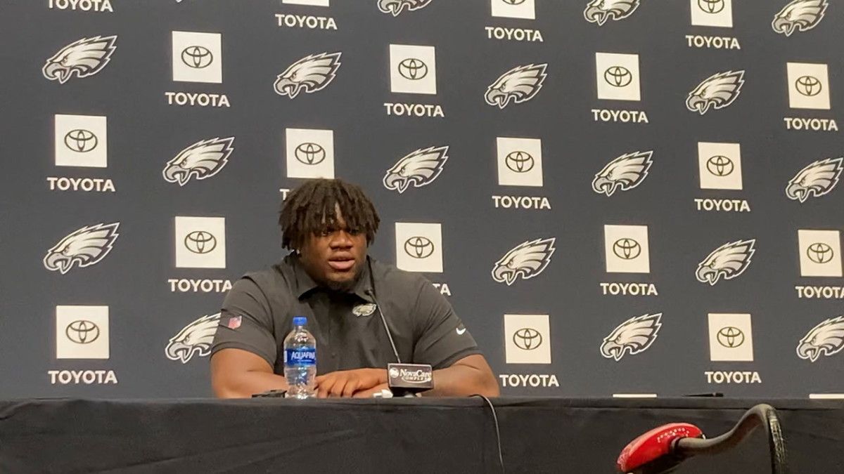 Eagles Sign Jordan Davis, Two Sixth-Round Picks - Vimarsana News