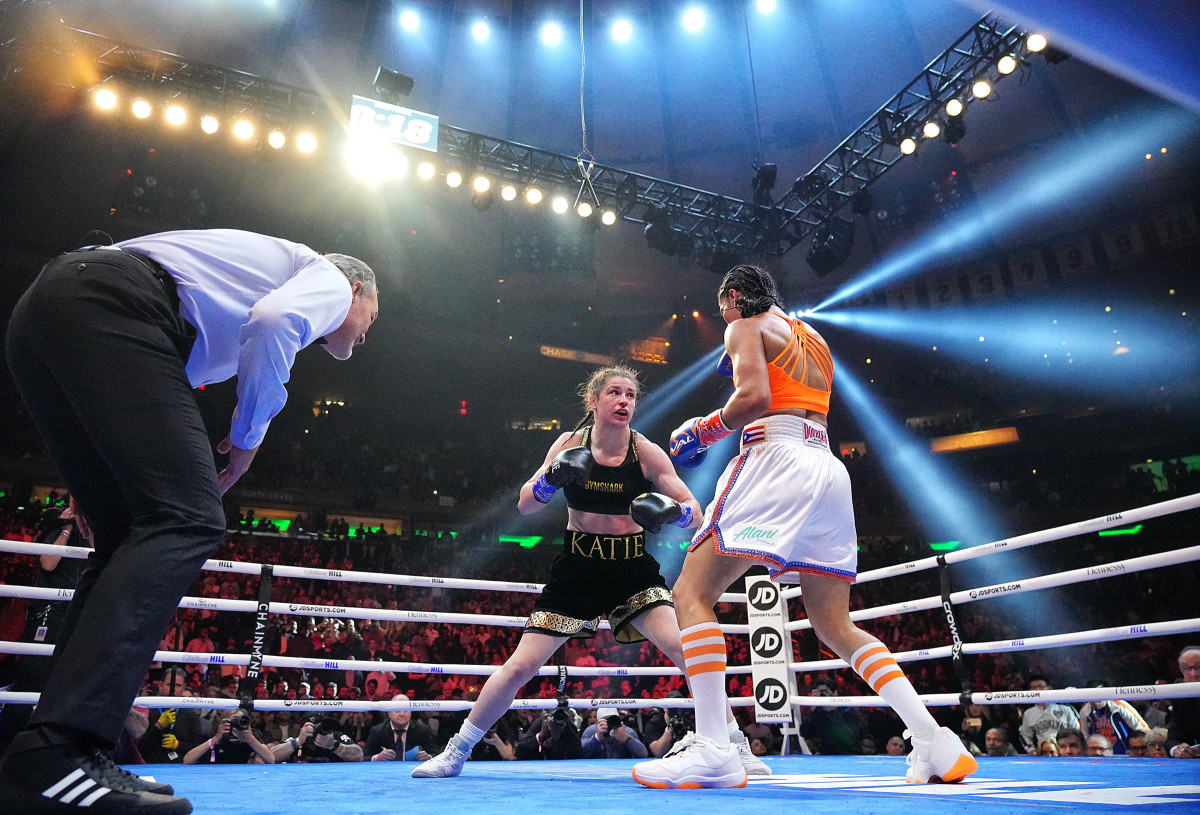 Taylor and Serrano battled in front of an announced sold-out crowd of 19,187 at MSG.