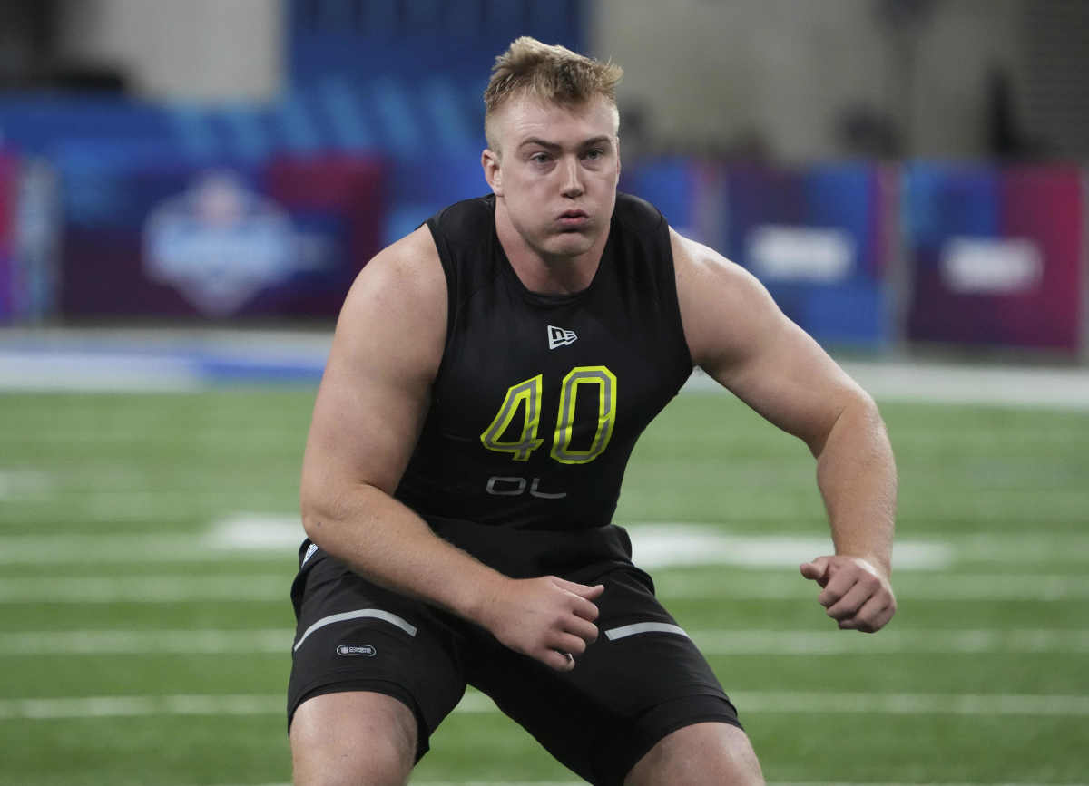 Mar 4, 2022; Indianapolis, IN, USA; Central Michigan offensive lineman Bernhard Raimann (OL40) goes through drills during the 2022 NFL Scouting Combine at Lucas Oil Stadium. Mandatory Credit: Kirby Lee-USA TODAY Sports