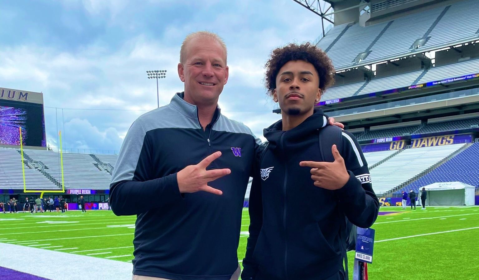 Huskies Offer Yet Another Arizona Recruit - Vimarsana News