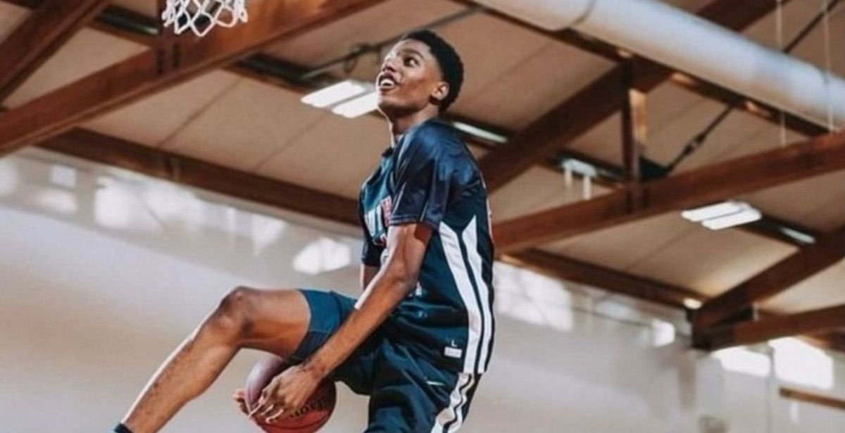 Syracuse in the Mix For Intriguing 6-10 Forward Tafara Gapare - Vimarsana News
