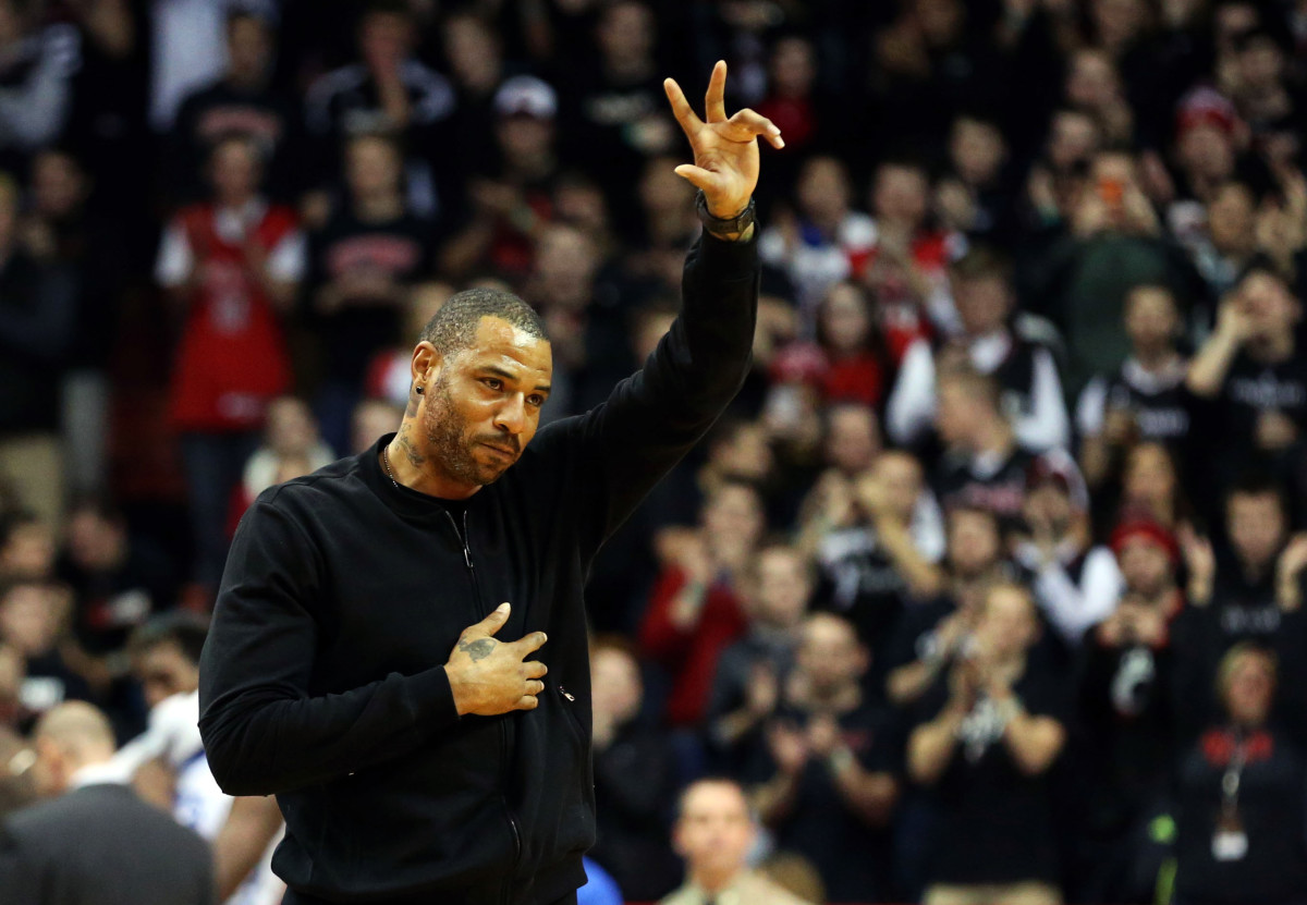 ESPN Ranks Cincinnati Basketball Legend Kenyon Martin as a Top10