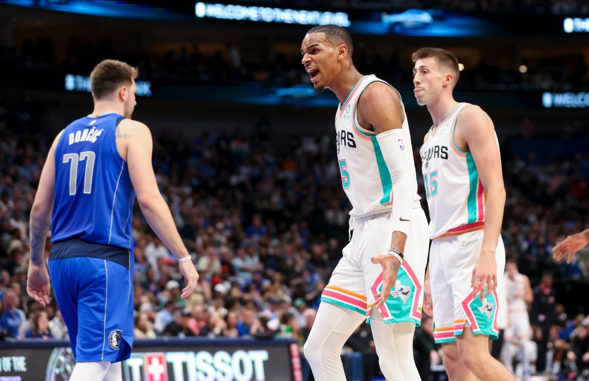 dejounte mavs