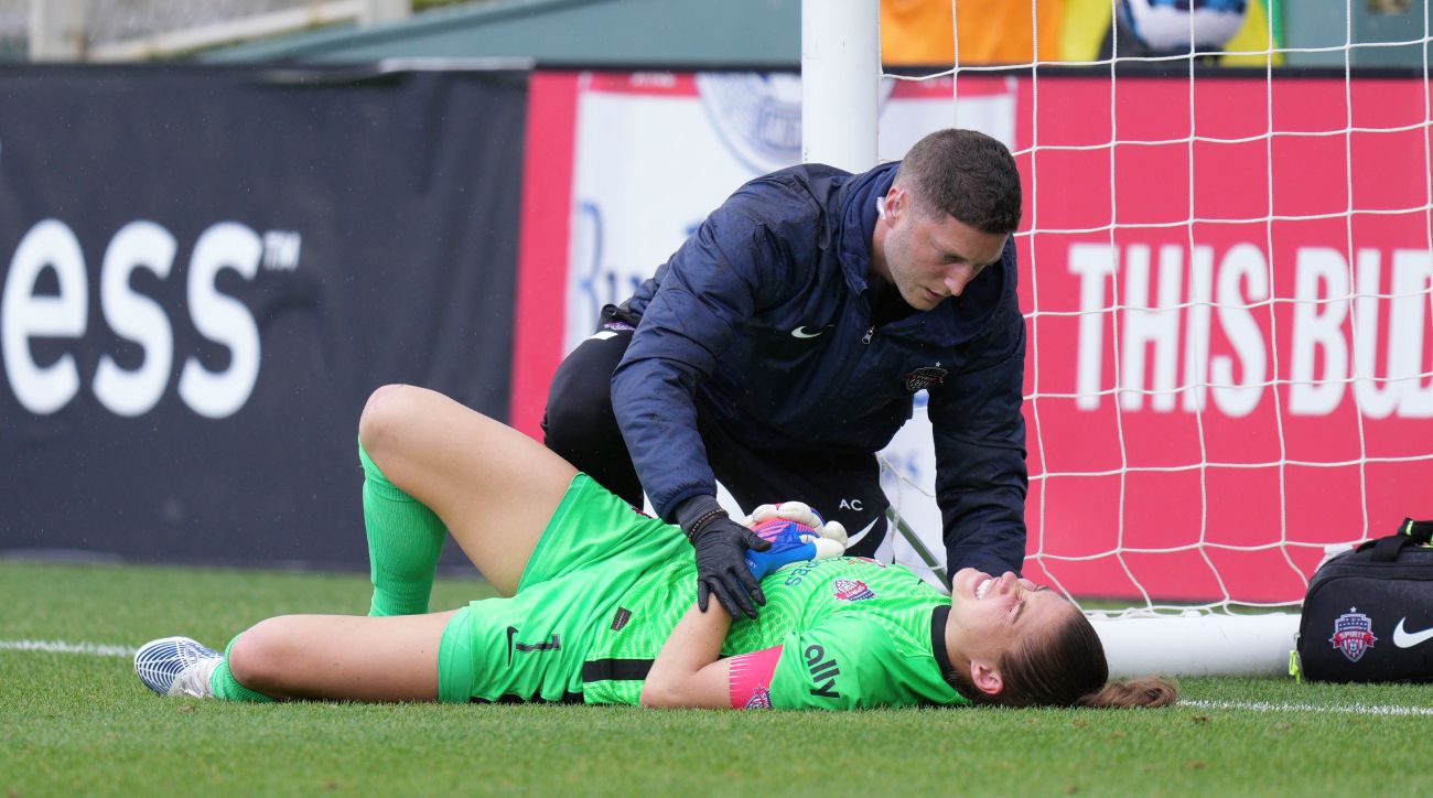 NWSL Catching Heat Over Safety Concerns During Challenge Cup Final - Vimarsana News