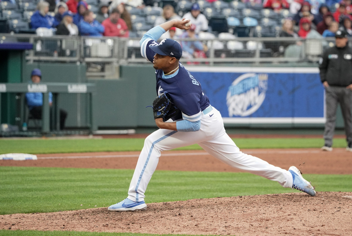 May 4, 2022; Kansas City, Missouri, USA; Kansas City Royals relief pitcher Ronald Bolanos (57) delivers a pitch against the St. Louis Cardinals in the ninth inning at Kauffman Stadium. Mandatory Credit: Denny Medley-USA TODAY Sports