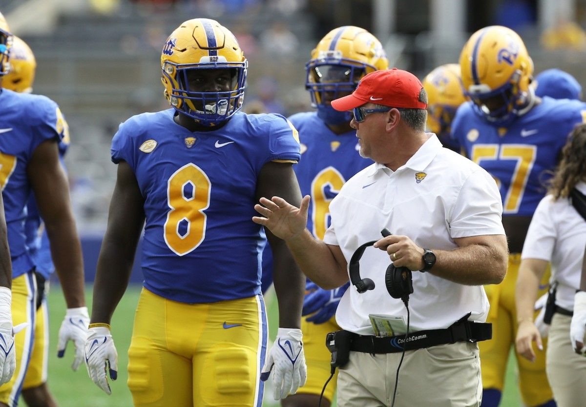 Pittsburgh Panthers Target, 2023 DL Devan Houstan Commits to Notre Dame. - Sports Illustrated Pittsburgh Panthers News, Analysis and More - Vimarsana News