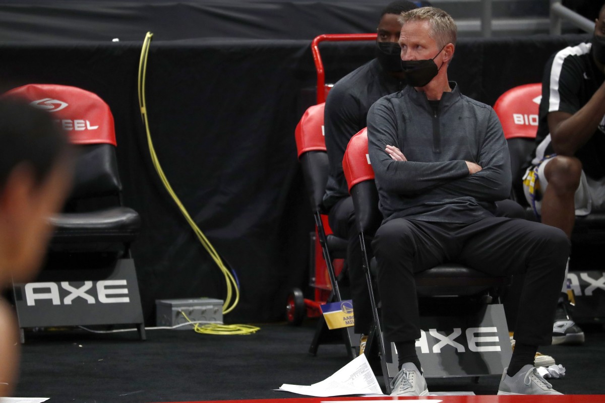 Apr 2, 2021; Tampa, Florida, USA; Golden State Warriors head coach Steve Kerr looks on against the Toronto Raptors during the second half at Amalie Arena. Mandatory Credit: Kim Klement-USA TODAY Sports