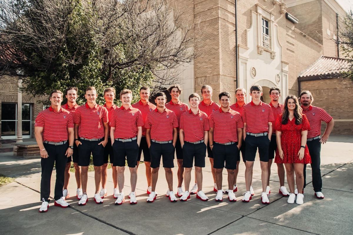 Golf_Team_Photo_2021_22