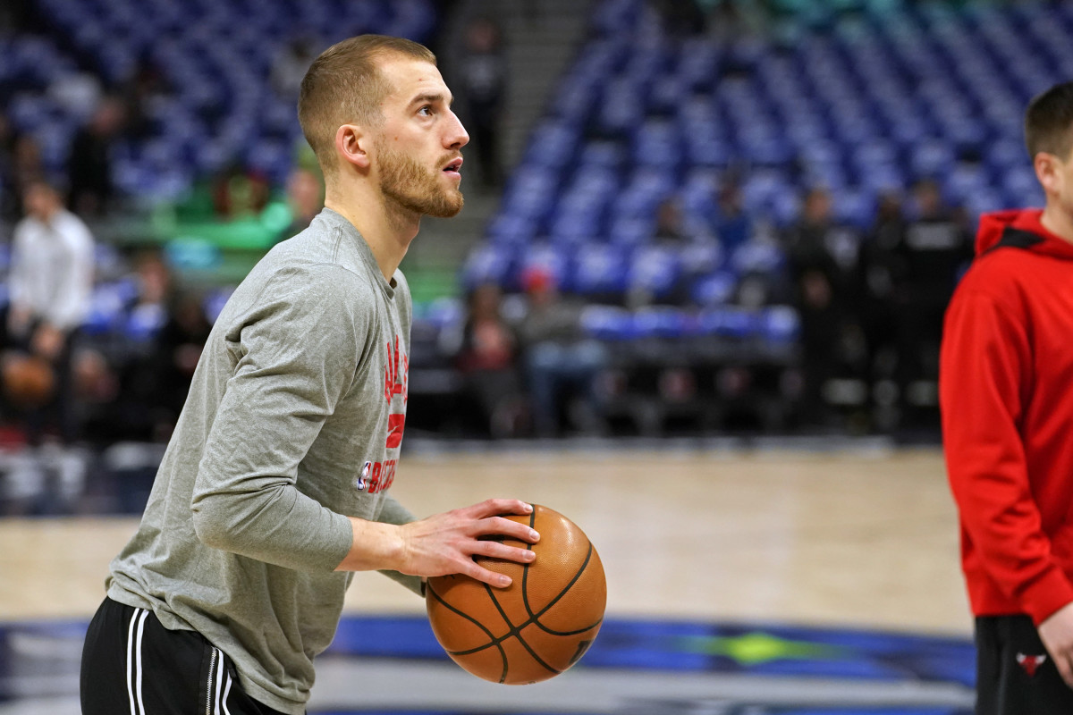 Chicago Bulls center Marko Simonovic (19) participates in shoot around before a game against the Minnesota Timberwolves at Target Center.