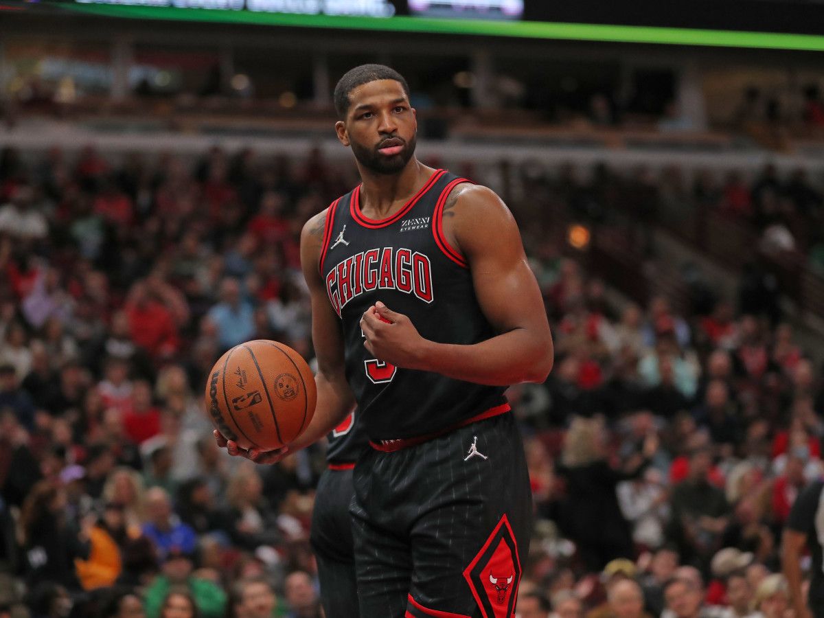 Chicago Bulls center Tristan Thompson (3) reacts to an official s call during the first half against the Boston Celtics at the United Center.