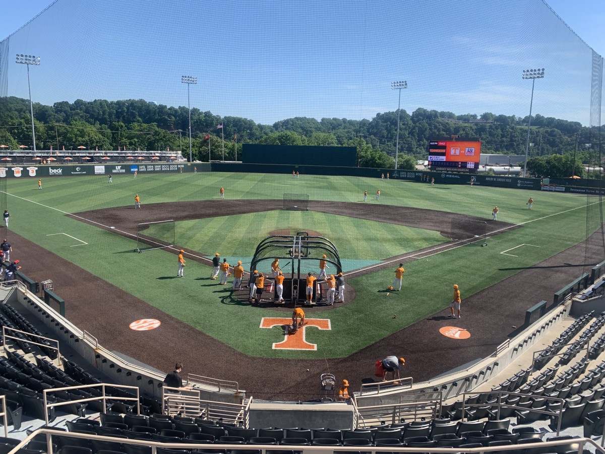 Live Updates, Score, Game Notes: No. 1 Tennessee vs. Belmont Midweek