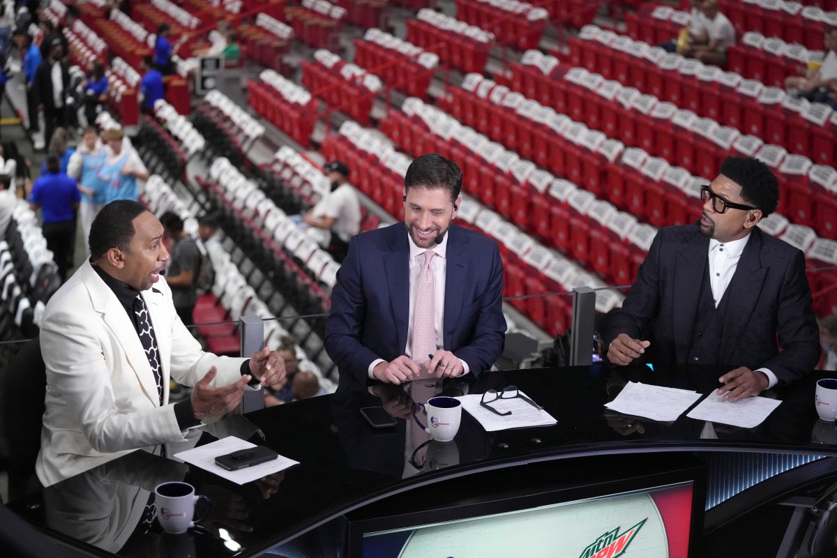 Caption:May 17, 2022; Miami, Florida, USA; ESPN commentator Stephen A. Smith talks on air before game one with the Miami Heat against the Boston Celtics of the 2022 eastern conference finals at FTX Arena.