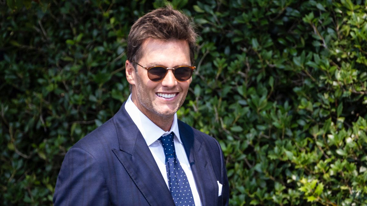 Tom Brady to Fox: Al Michaels, Jim Nantz, Joe Buck, Troy Aikman weigh in - Vimarsana News