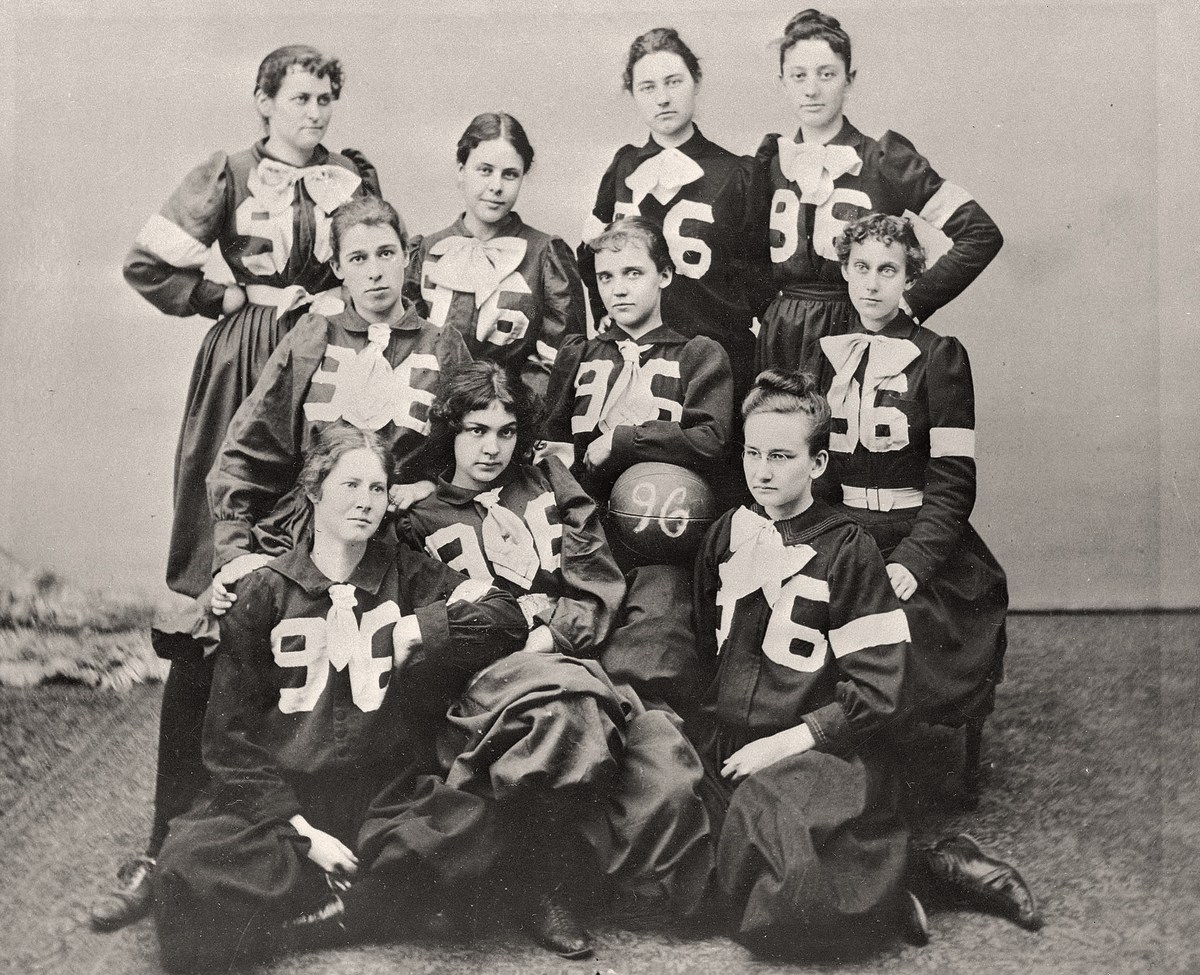 Nearly 80 years before Title IX, the Smith College hoops team offered a glimpse of the future for competitive women’s sports. 