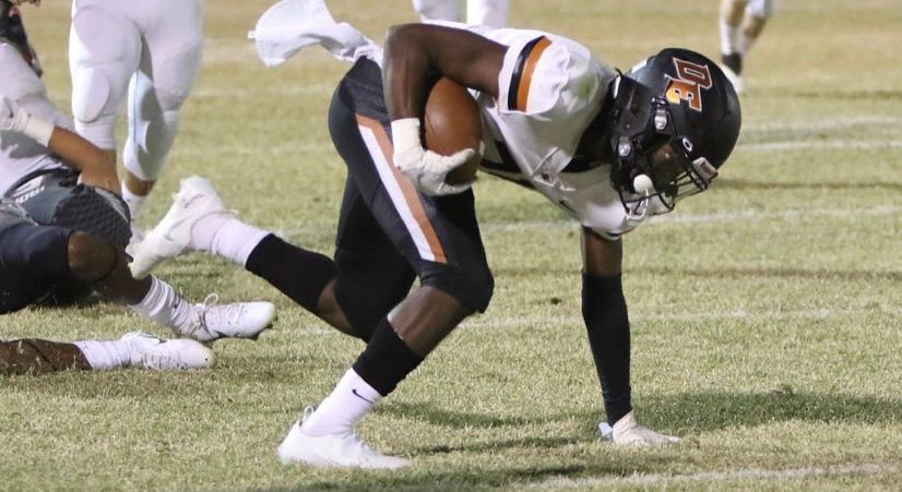 Huskies Offer Arizona Corner/Returner, Absolute Terror in the Open Field - Vimarsana News