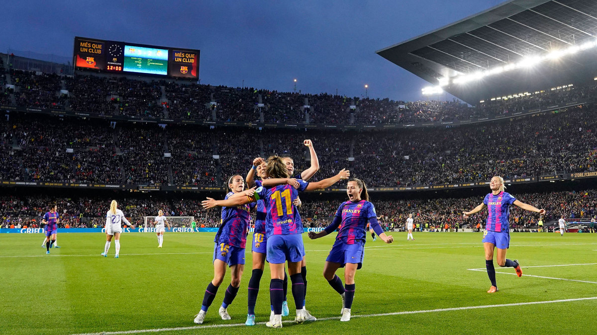 Barcelona’s women beat Real Madrid in the Champions League