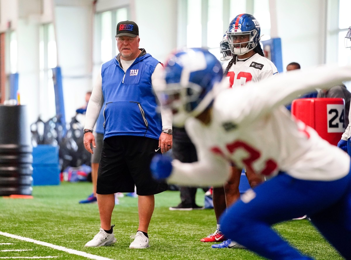 New York Giants defensive coordinator Don \"Wink\" Martindale watches defensive back drills during organized team activities (OTAs) at the training center in East Rutherford on Thursday, May 19, 2022.
