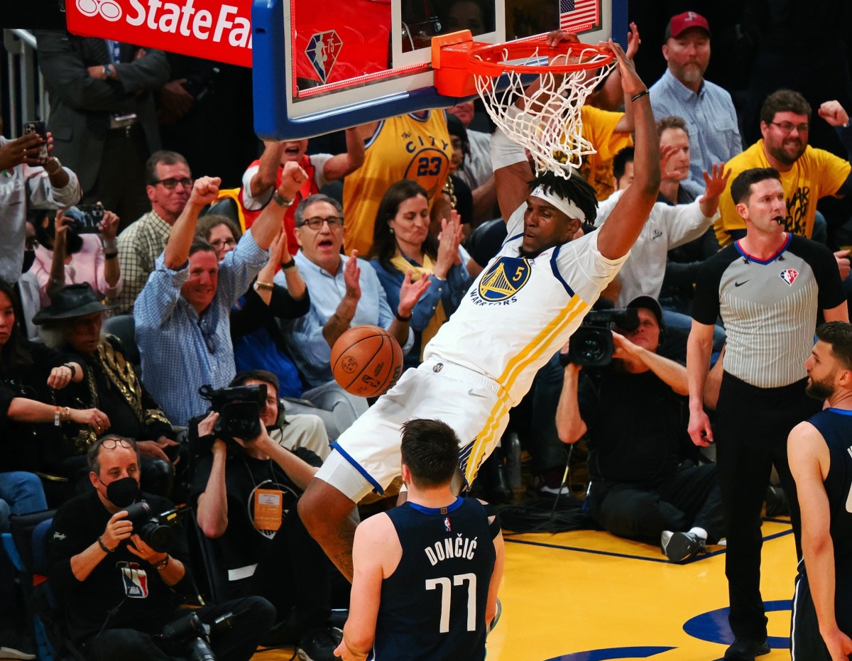 May 20, 2022; San Francisco, California, USA; Golden State Warriors center Kevon Looney (5) dunks the ball against the Dallas Mavericks during the third quarter of game two of the 2022 western conference finals at Chase Center. Mandatory Credit: Kelley L Cox-USA TODAY Sports